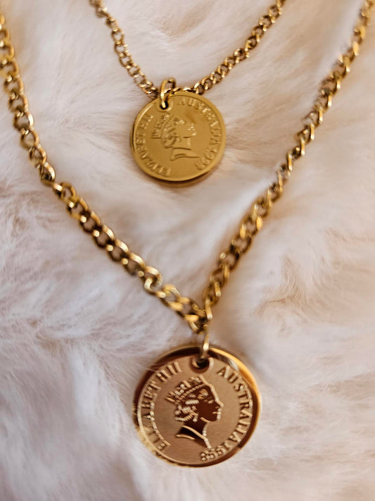 Collier multi avec breloque