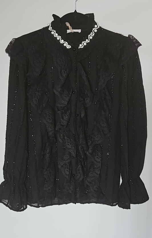 Chemise dentelle col perles