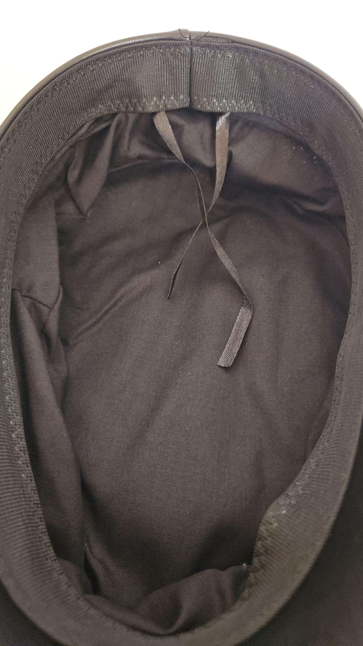 Chapeau à sequin et perles