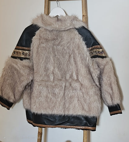 Manteau fourrure/simili blanc